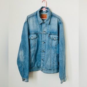 Levi's vintage relaxed fit trucker jacket| Denim |Xl